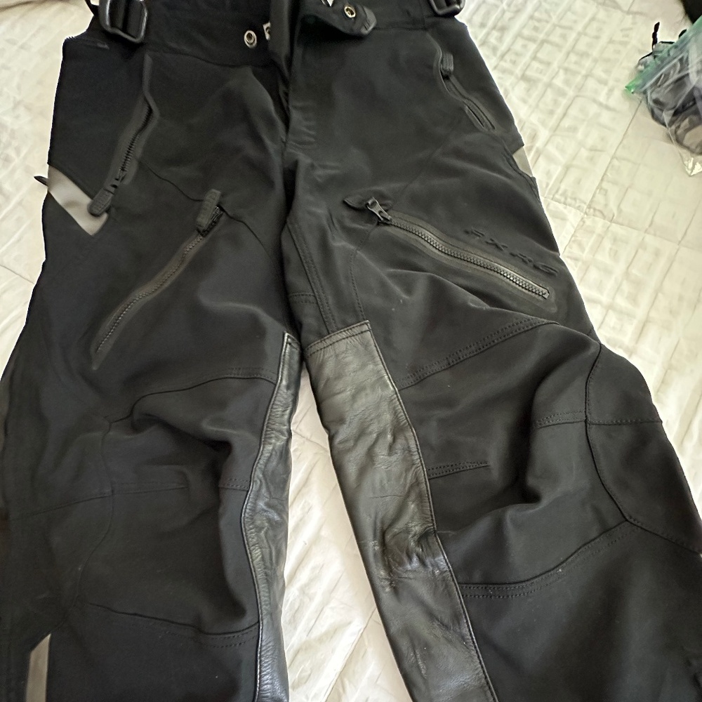 Harley-Davidson FXRG Riding Pants Size 34 Mens